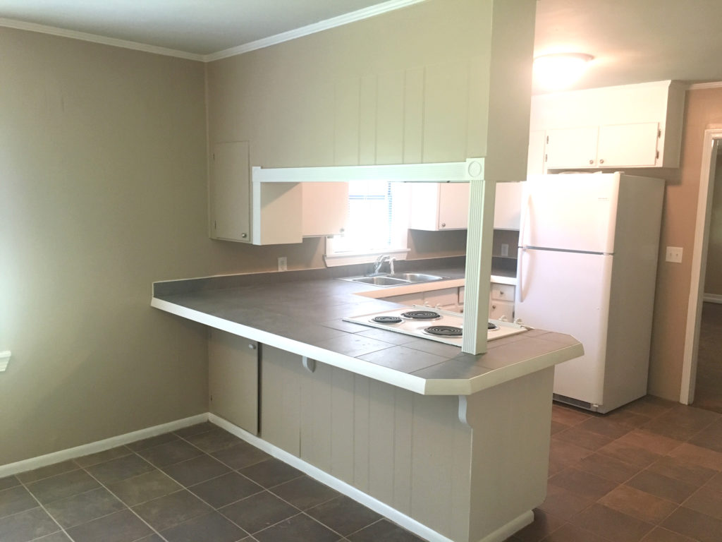 2224 Redtop Ave, Unit 10, Cottondale, AL Dempsey Rentals